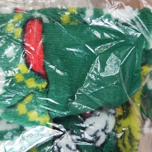 Green Grinch Holiday Sweater. New, L/XL - Picture 6 of 8